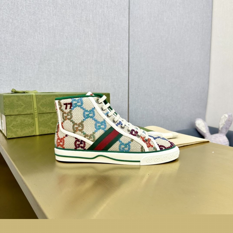 G*u*i casual shoes